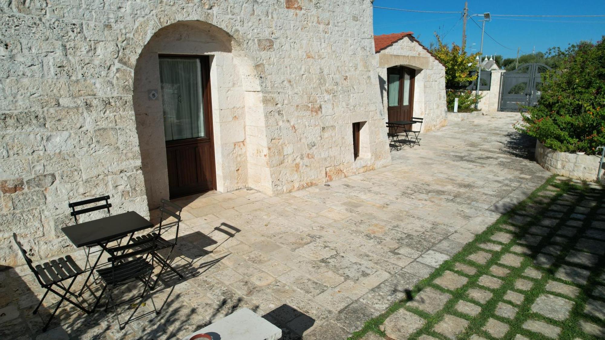 Rifugio Di Puglia - Trulli & Dimore Альберобелло Екстер'єр фото